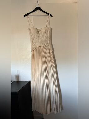 Fashion Nova Cream Lace Bodice Pleated Maxi Dress